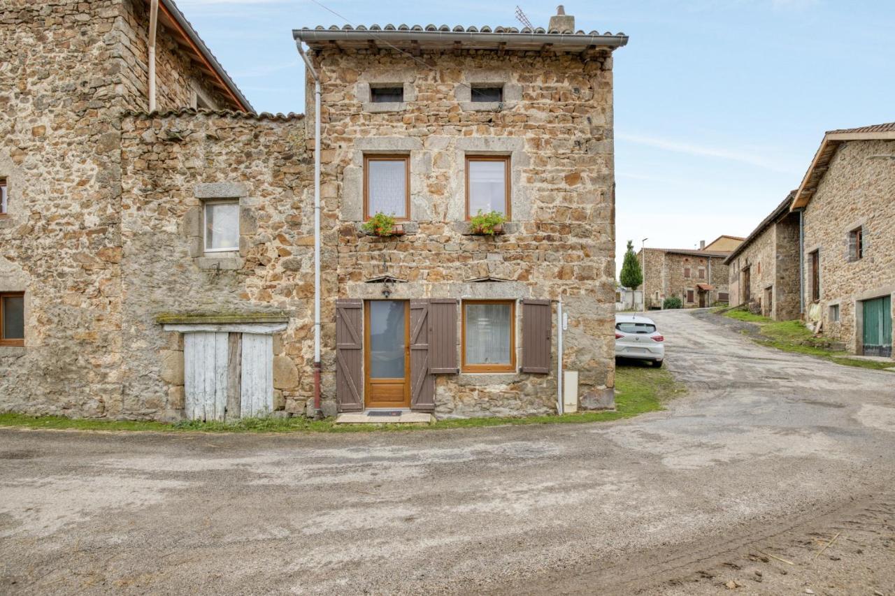 Maison Charmante A Valprivas Avec Jardin Prive. Buitenkant foto