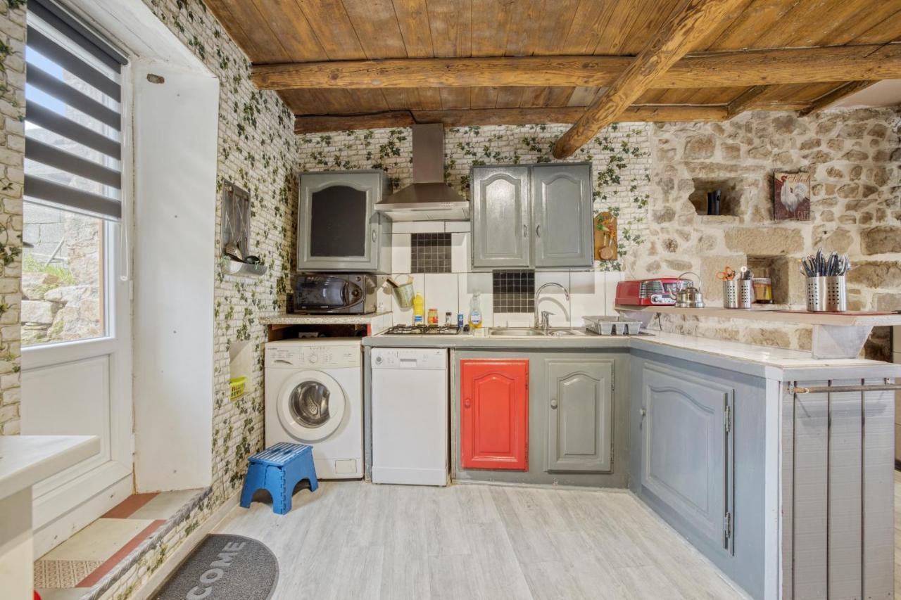 Maison Charmante A Valprivas Avec Jardin Prive. Buitenkant foto