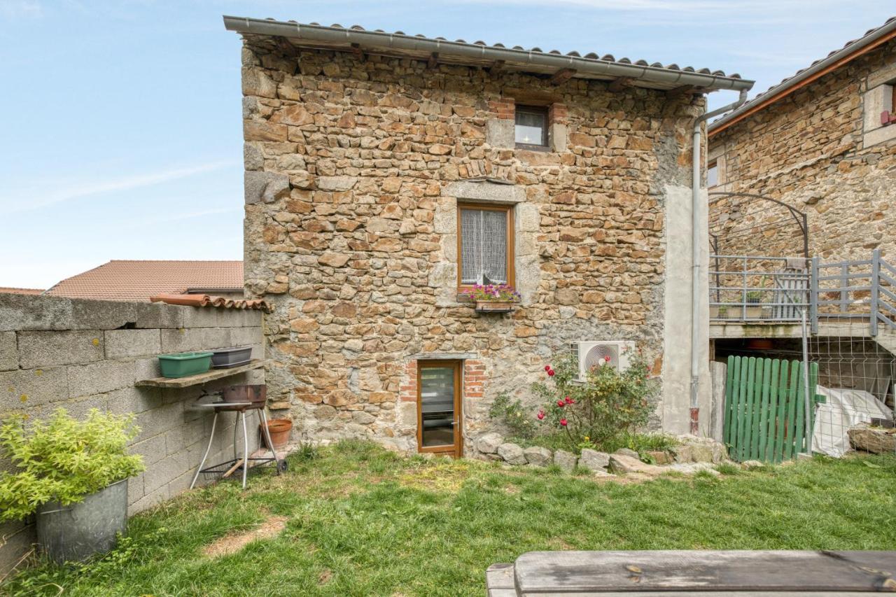 Maison Charmante A Valprivas Avec Jardin Prive. Buitenkant foto